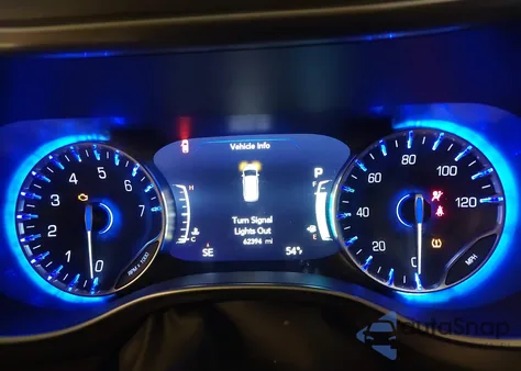 2018 Chrysler Pacifica Limited z USA, uszkodzony, nr VIN 2C4RC1GG2JR357615